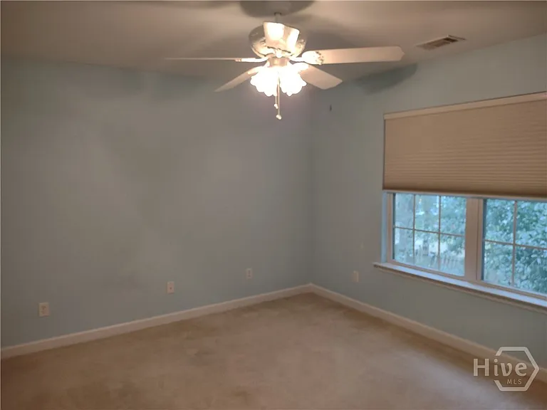 72 Patriot Dr — Photo 18