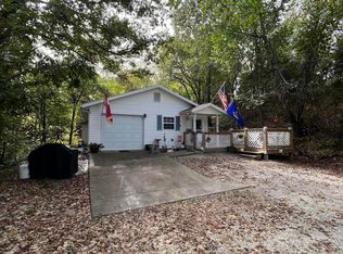 16 Temple Lane, Branson West, MO 65737