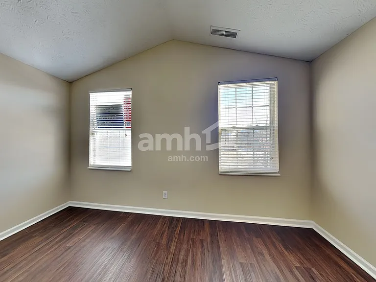 11408 Loudon Ln — Photo 11