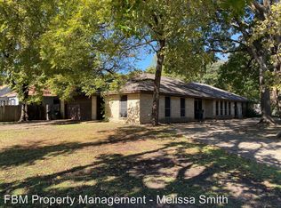 202 N 23 1/2 St, Corsicana, TX 75110