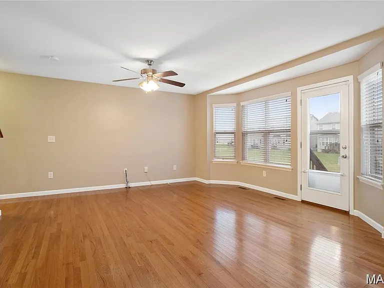 7026 Conner Pointe Dr — Photo 8