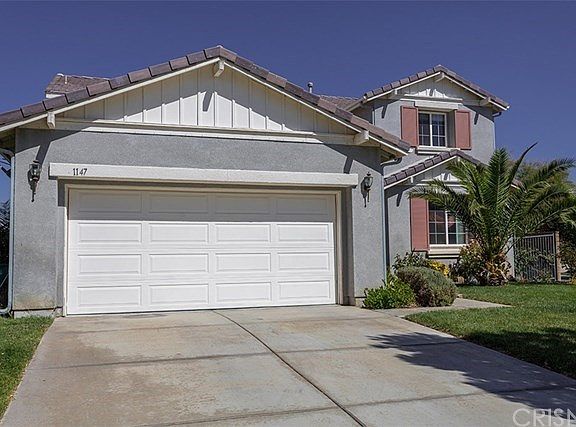 3rd image of 1147 E Avenue K12