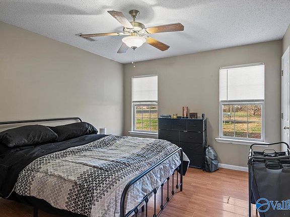 5th image of 1498 Carter Grove Rd