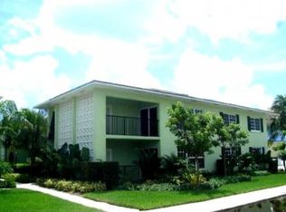 102 N Lakeside Dr APT 4, Lake Worth, FL 33460