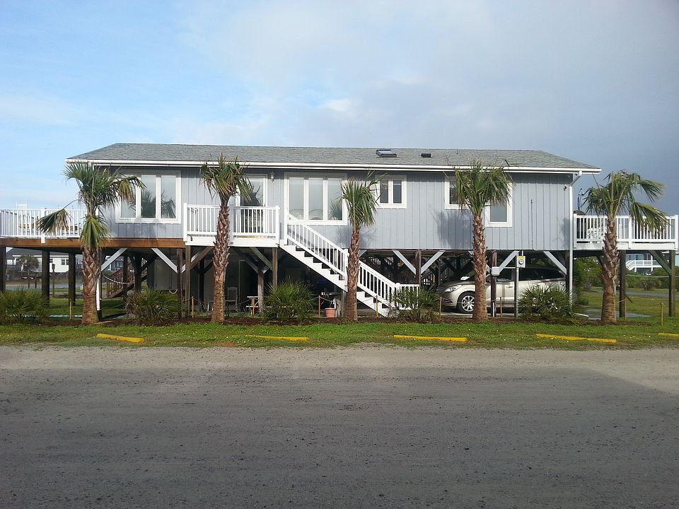 1st image of 630 E Beach Dr