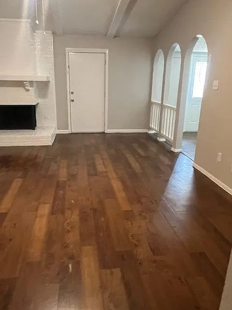 3 bed, 1338 sqft, $2,099 — Photo 1