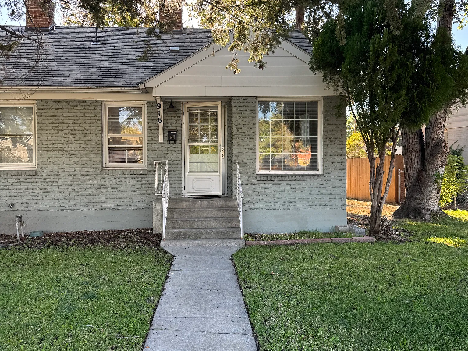 1 bed, 1100 sqft, $1,500 — Photo 2