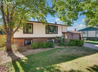 3025 Vickers Dr, Colorado Springs, CO 80918