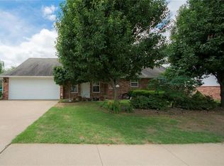 407 Joy Carol Loop, Springdale, AR 72764