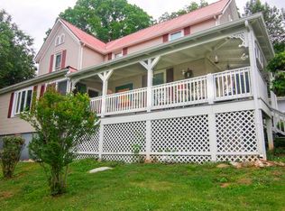 103 Loomis St, Tellico Plains, TN 37385