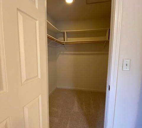 4th image of 118 Saint Johns Dr