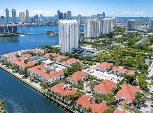 3255 NE 184th St APT 12217, Aventura, FL 33160