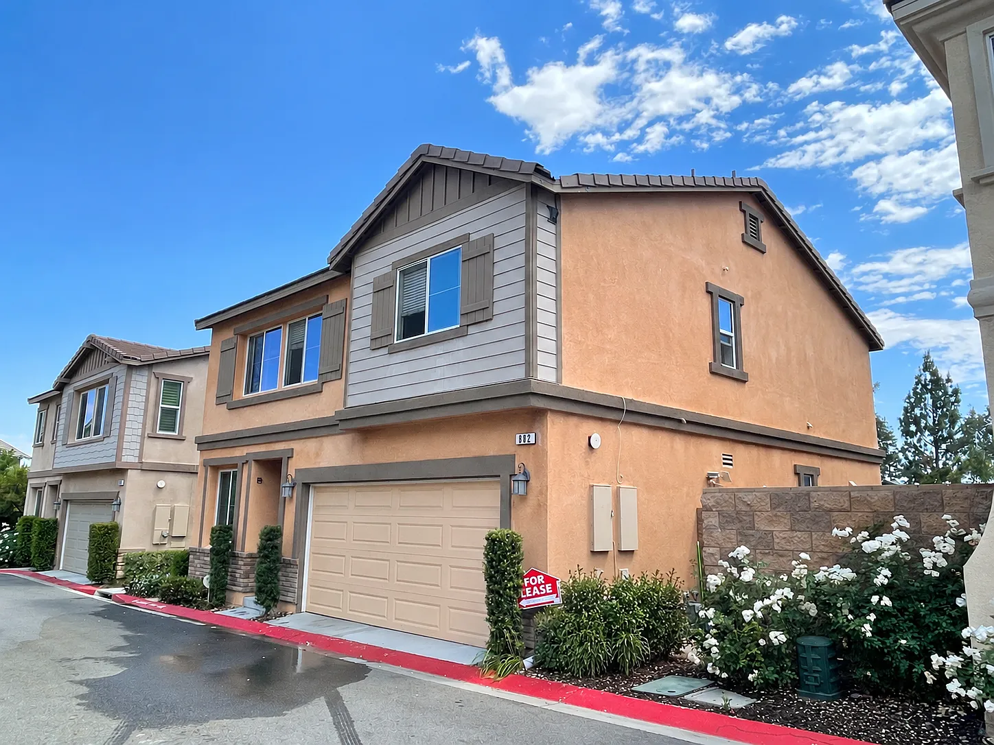 4 bed, 2.5 bath, 2047 sqft, $3,650 — Photo 1