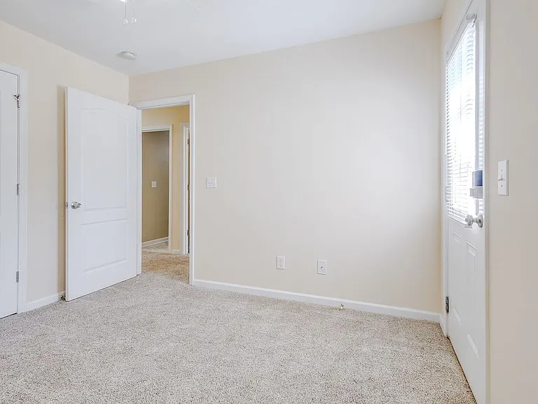 16 Castello Ave — Photo 18