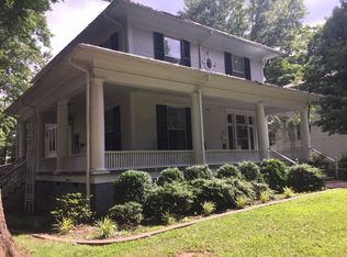 439 Walker St, Chase City, VA 23924