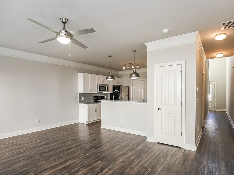 7 Madaline Ln — Photo 6