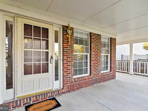 4th image of 12178 Cheshire Ct