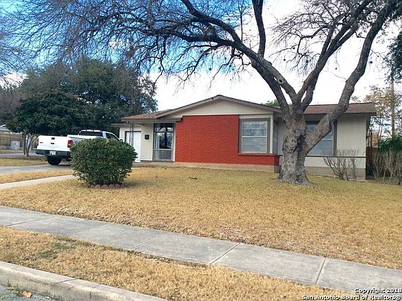 3rd image of 403 Senova Dr