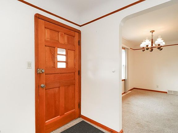 2nd image of 6106 Sunderland Dr