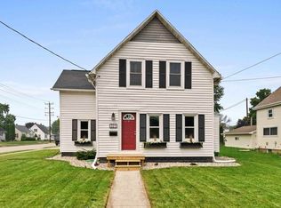 321 S Lake St, Neenah, WI 54956