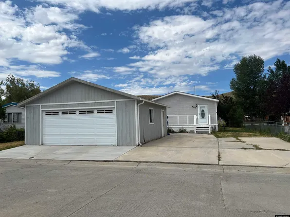 407 Susie Ave, Kemmerer, WY 83116