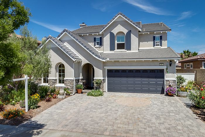 1st image of 321 Commons Park Dr