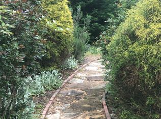 3971 Menlo Dr, Atlanta, GA 30340