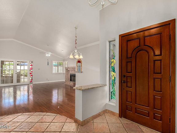5th image of 1026 E CHILTON Drive