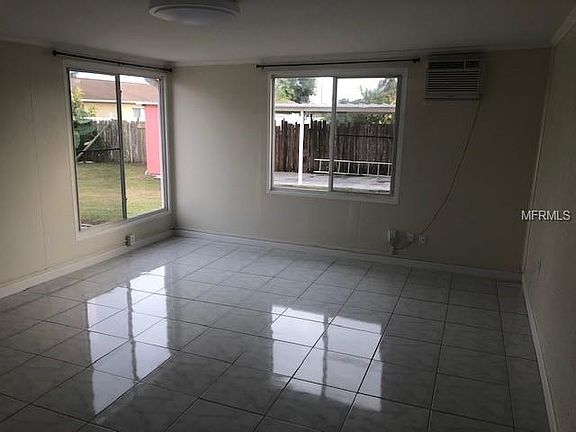 5th image of 2766 Green Meadow Cir