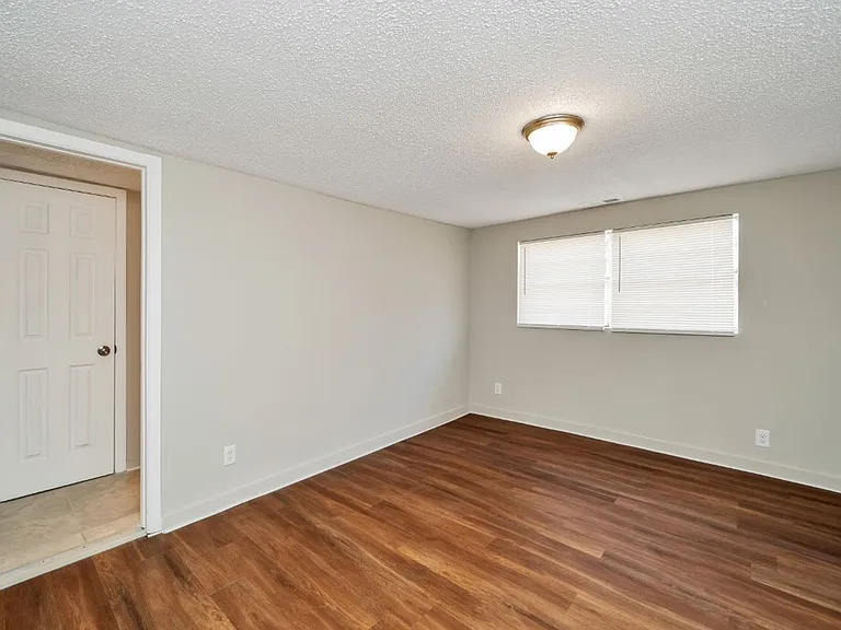 1624 Fairview Dr — Photo 15