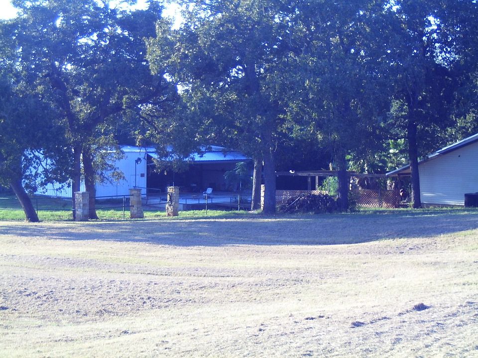 2nd image of 382 Tailwind Dr