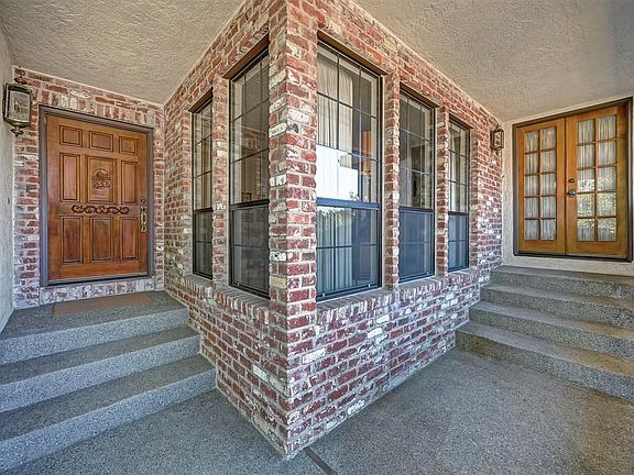 3rd image of 904 El Rancho Ct