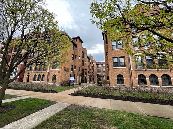 2nd image of 4715-23 N Winchester Ave #4719-2B