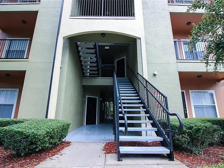 6029 Westgate Dr #725 — Photo 2