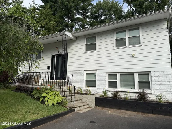 32 Winnie Street, Albany, NY 12208