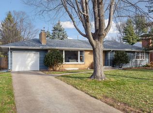 1381 Skillman Ave W, Roseville, MN 55113
