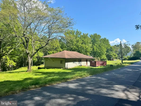 90 Black Diamond Rd, Pottsville, PA 17901