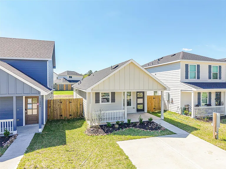 16802 N Marie Village Dr — Photo 3