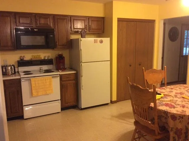 122 Pocahontas Ln — Photo 3