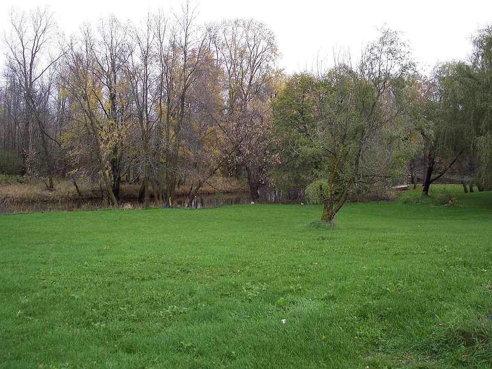 2nd image of 1524 County Road Gg