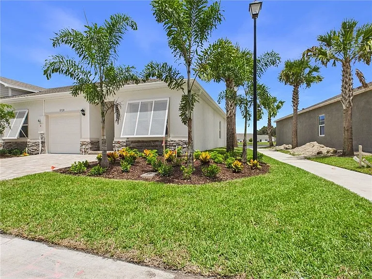 8920 Orchid Reserve Cir — Photo 2