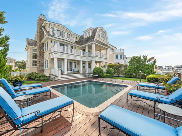 501 42nd St, Avalon, NJ 08202