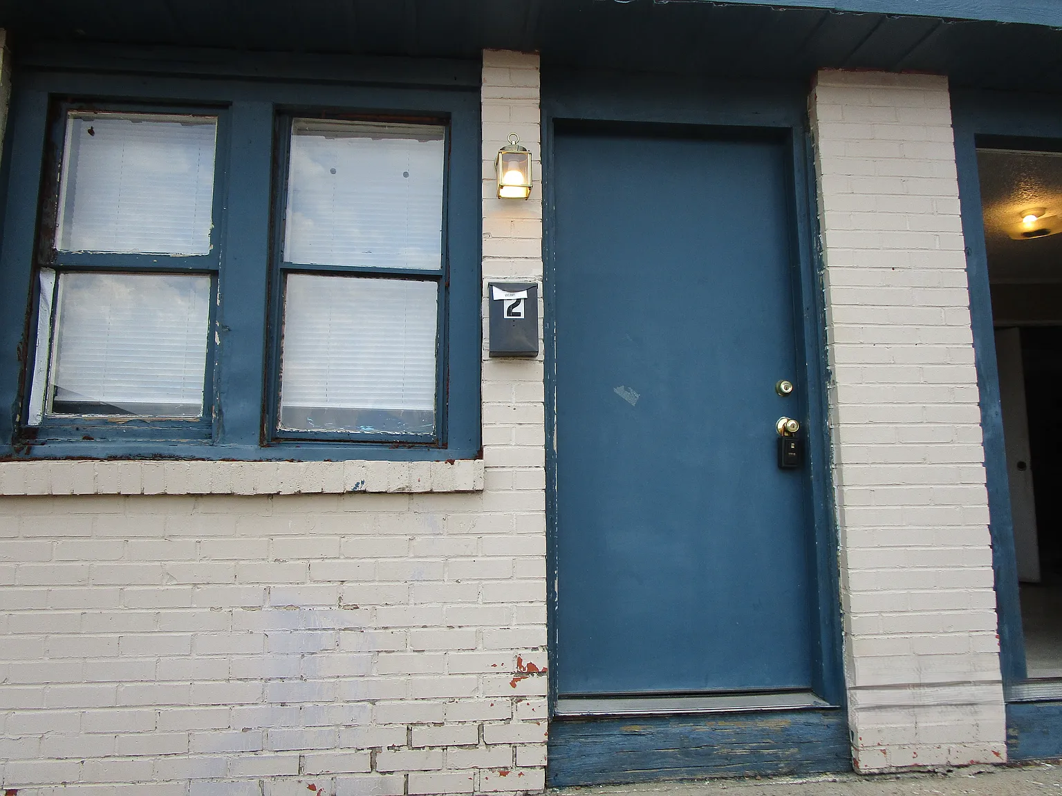 2 bed, $600 — Photo 1