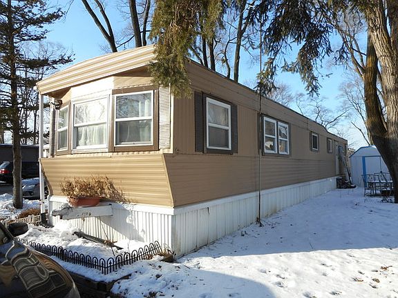 2nd image of 364 John Dr