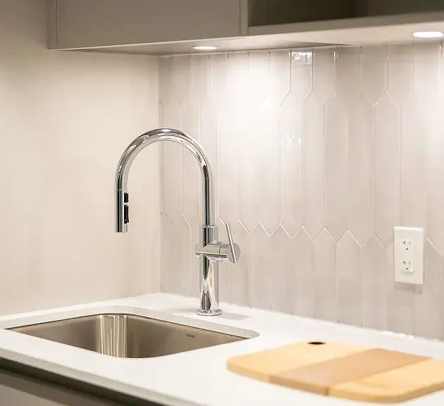395 Dundas St N #701 — Photo 27