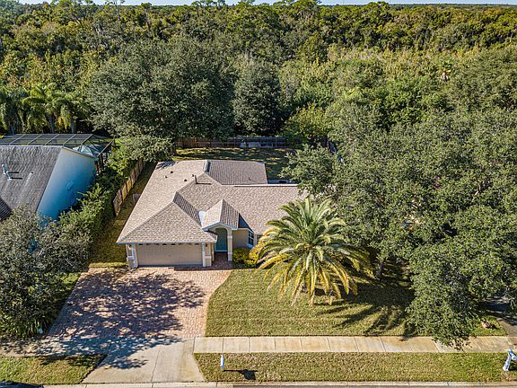 5th image of 3227 Brentwood Ln