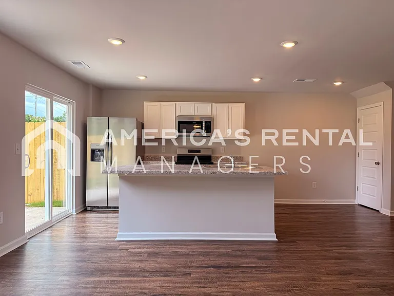 105 River Grass Dr — Photo 12