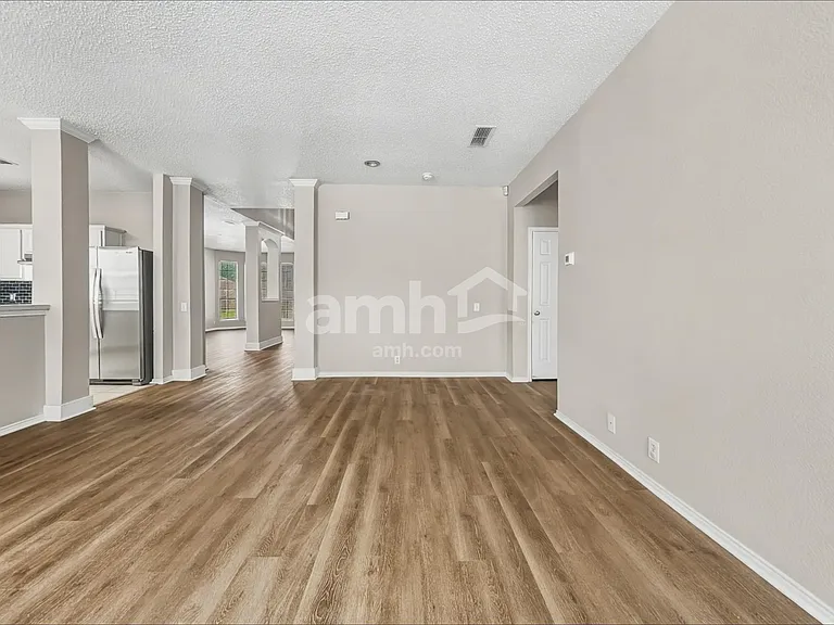 7808 Orland Park Cir — Photo 6