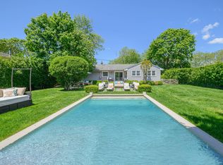 166 Powell Ave, Southampton, NY 11968