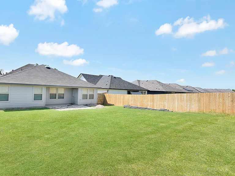 1424 Merritt St — Photo 15